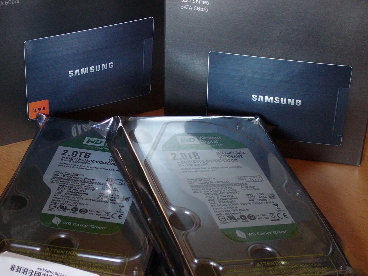 [30/07/2012] Update vom 30.07.: finales Update mit schwarzem Lack-Finish (32)