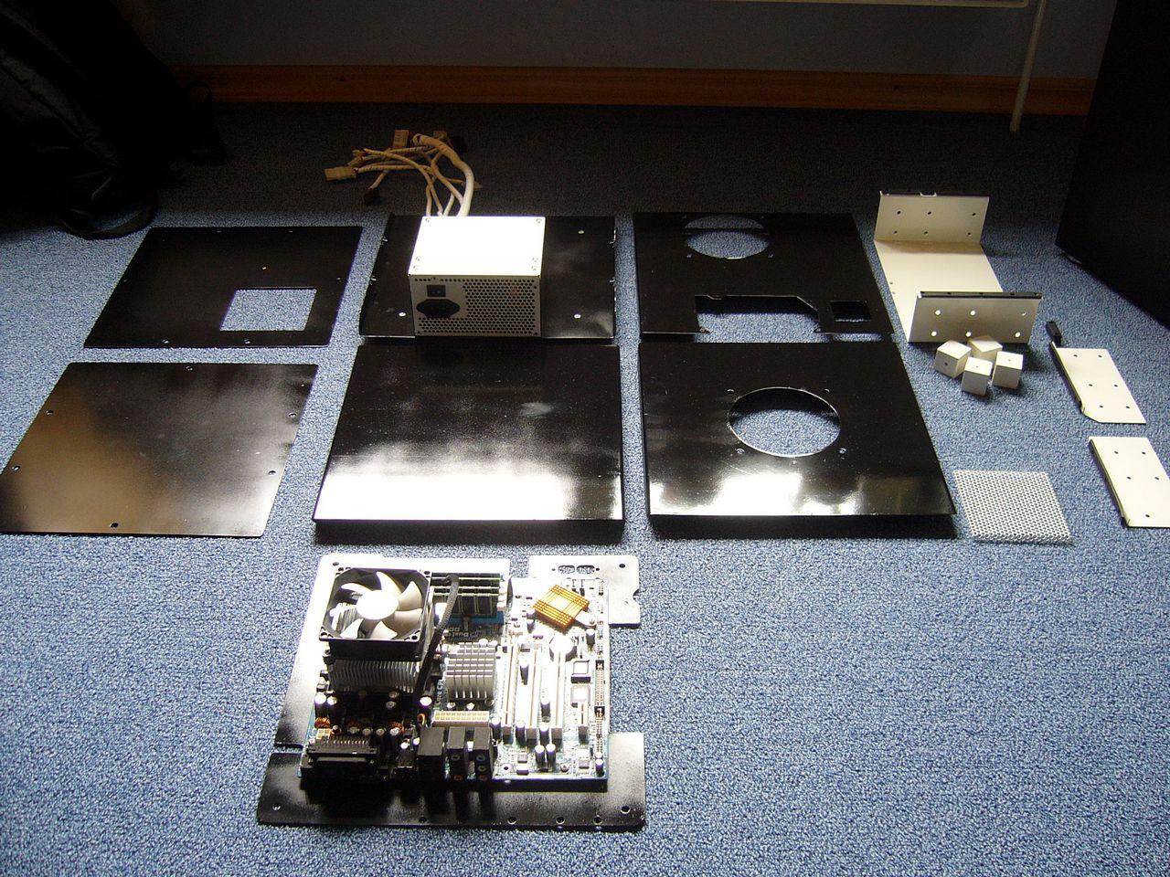 [30/07/2012] Update vom 30.07.: finales Update mit schwarzem Lack-Finish (47)