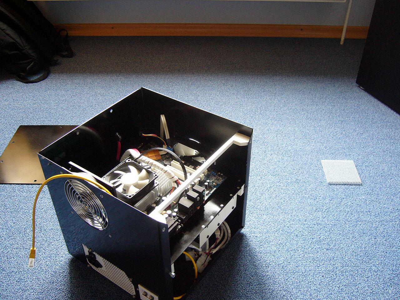 [30/07/2012] Update vom 30.07.: finales Update mit schwarzem Lack-Finish (52)