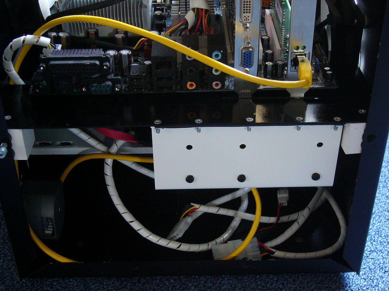 [30/07/2012] Update vom 30.07.: finales Update mit schwarzem Lack-Finish (59)