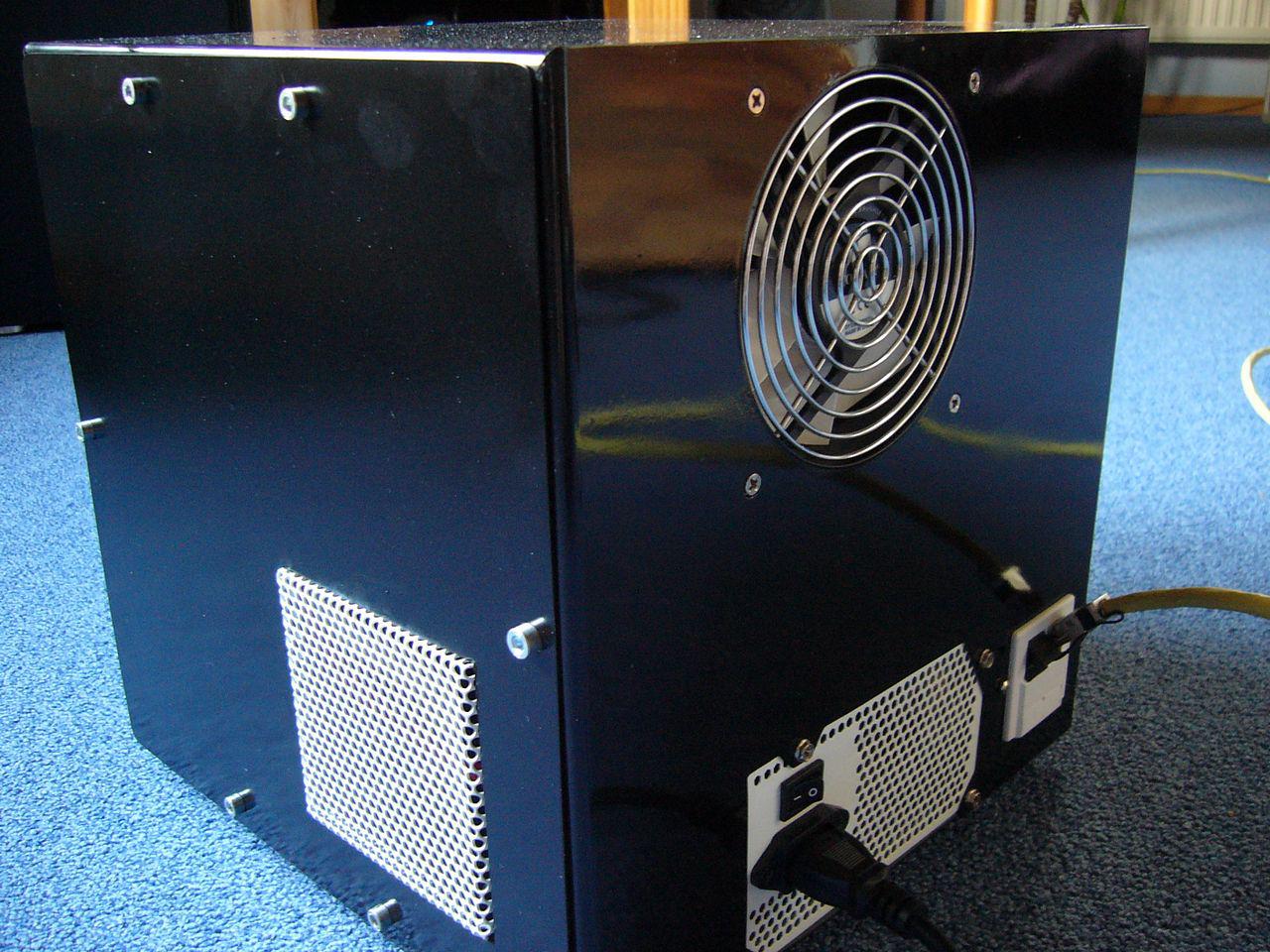 [30/07/2012] Update vom 30.07.: finales Update mit schwarzem Lack-Finish (63)