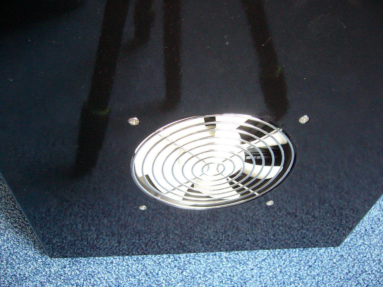 [30/07/2012] Update vom 30.07.: finales Update mit schwarzem Lack-Finish (65)