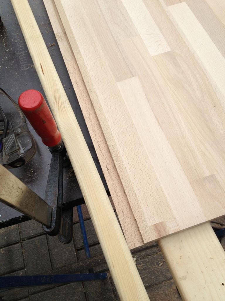 [19/07/2012] Wooden Inspiration: Mit der Holzfräse zum Wunschgehäuse (24)