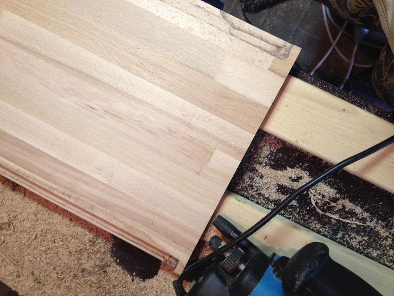 [19/07/2012] Wooden Inspiration: Mit der Holzfräse zum Wunschgehäuse (28)