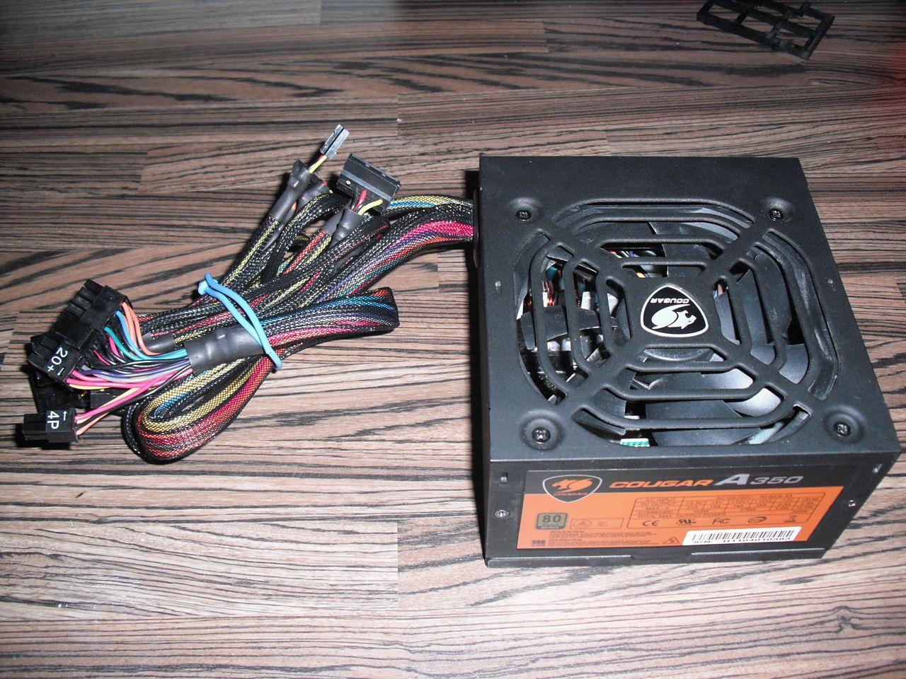 [27/07/2012] Purple White: Casemod mit gemoddeter Grafikkarte (2)