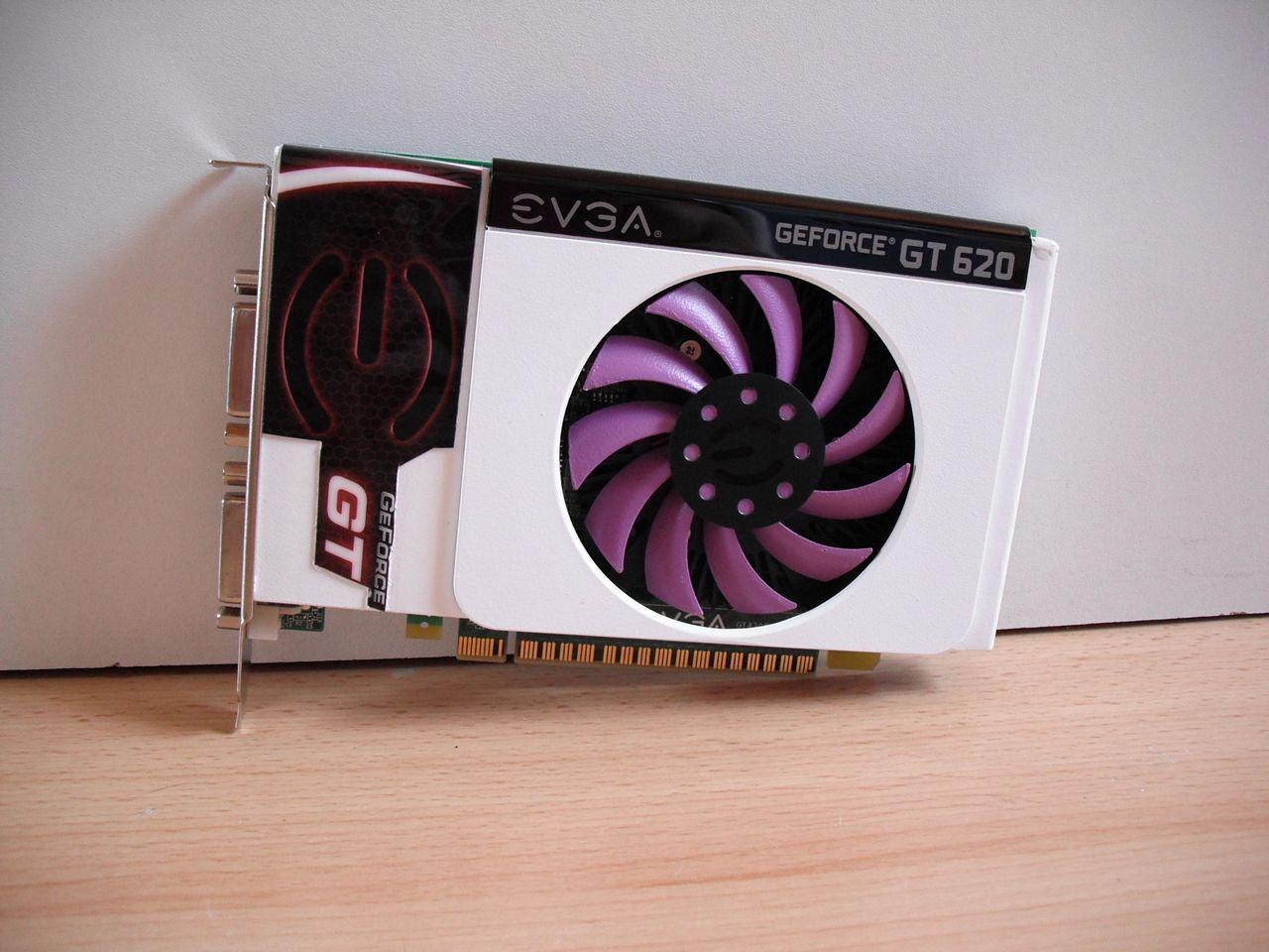 [27/07/2012] Purple White: Casemod mit gemoddeter Grafikkarte (27)