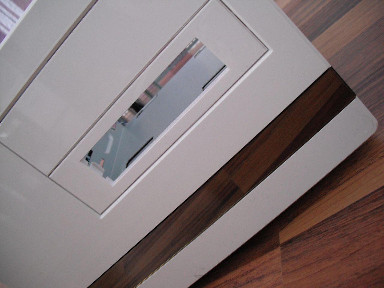 [27/07/2012] Purple White: Casemod mit gemoddeter Grafikkarte (38)