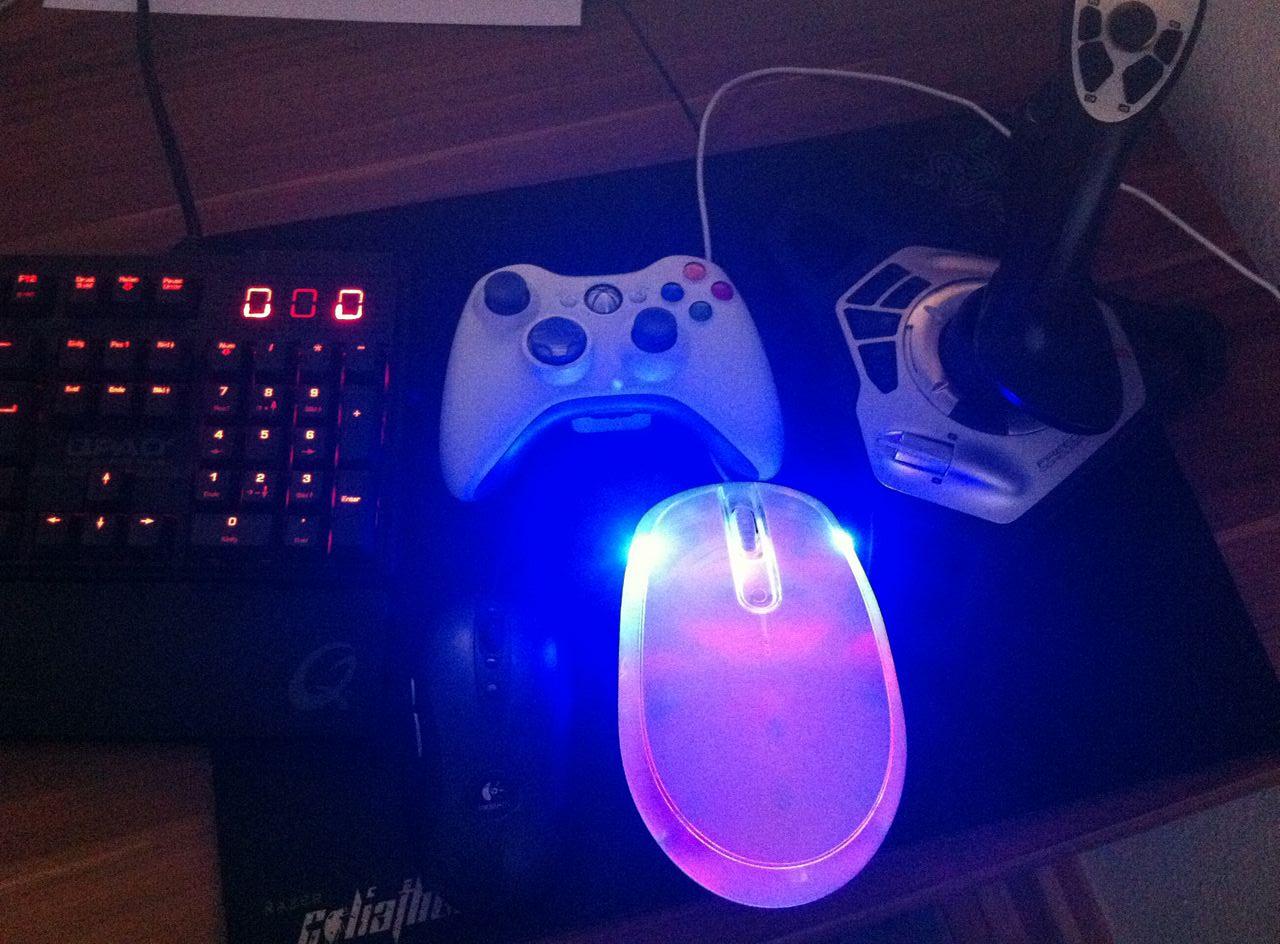 [13/07/2012] Update vom 14.07. mit teuflischem Nager, Racing-Setups und Tastatur-Sammlung (53)