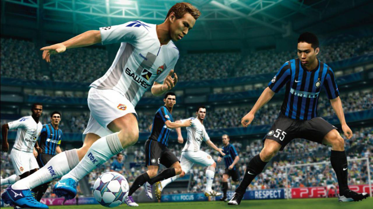 [19/07/2012] Fußball: Konami liefert sich nun schon seit Jahr einen harten Kampf mit EA, bei dem vor allem die Spieler profitieren. PES 2012 überzeugt wieder einmal mit seinem realistischen und intuitivem Gameplay, allerdings scheint FIFA seinem japanischen Pendant langsam aber sicher davon zu laufen.