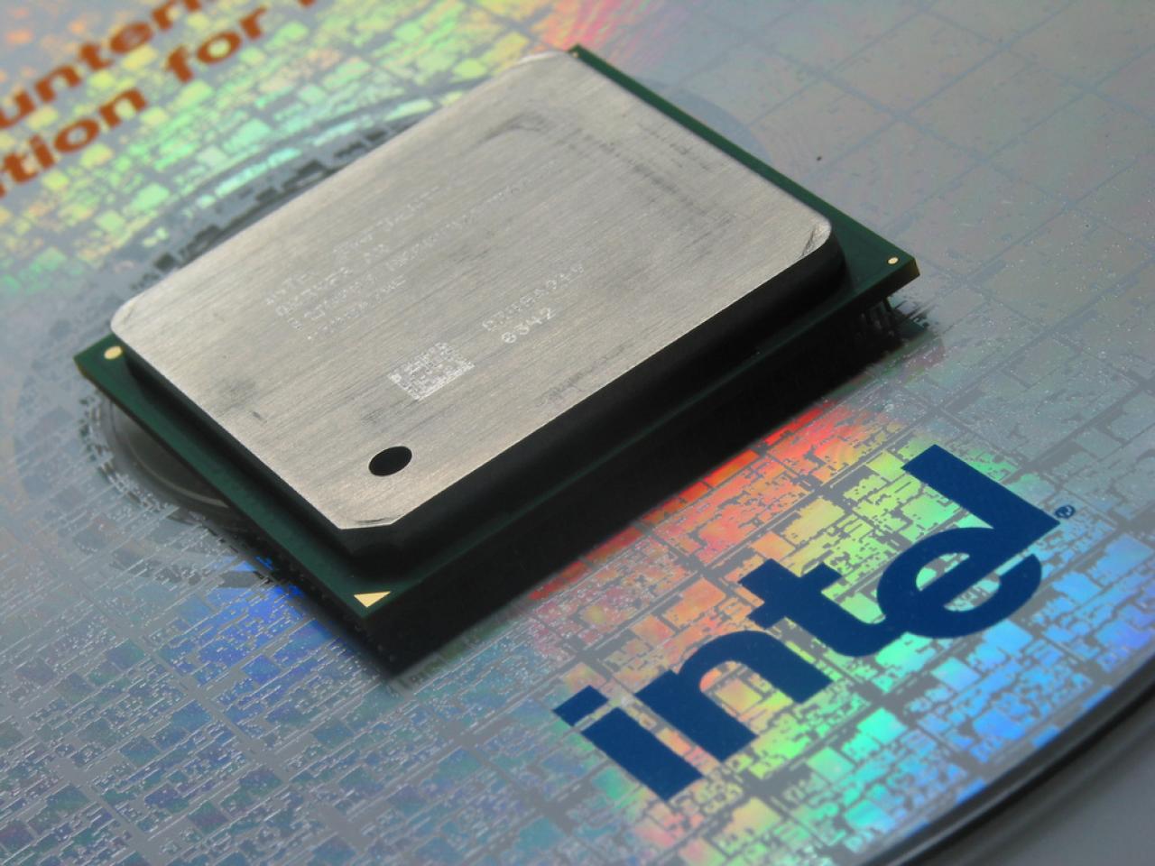 [13/07/2012] Platz 34	Intel Pentium 4 EE/5xx (Prescott/2M) mit 7 Stimmen und somit 1.77%