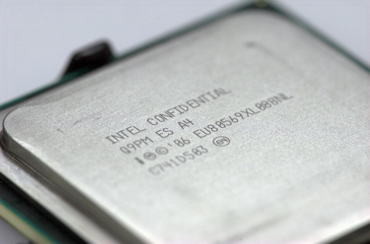 [13/07/2012] Platz 20	Intel Core 2 Quad/Extreme Q9xxx/QX9xxx (Yorkfield) mit 18 Stimmen und somit 4.56%