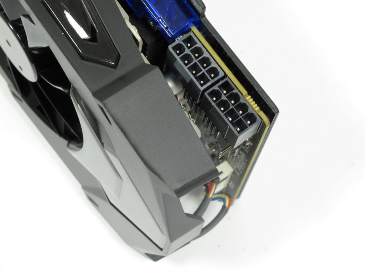 [16/07/2012] Sapphire Toxic Radeon HD 7970 GHz Edition: Nach wie vor die mächtigste Single-GPU-Radeon auf dem Markt - bis 1.200 MHz Kerntakt und 6 GiByte Speicher sei Dank. (4)