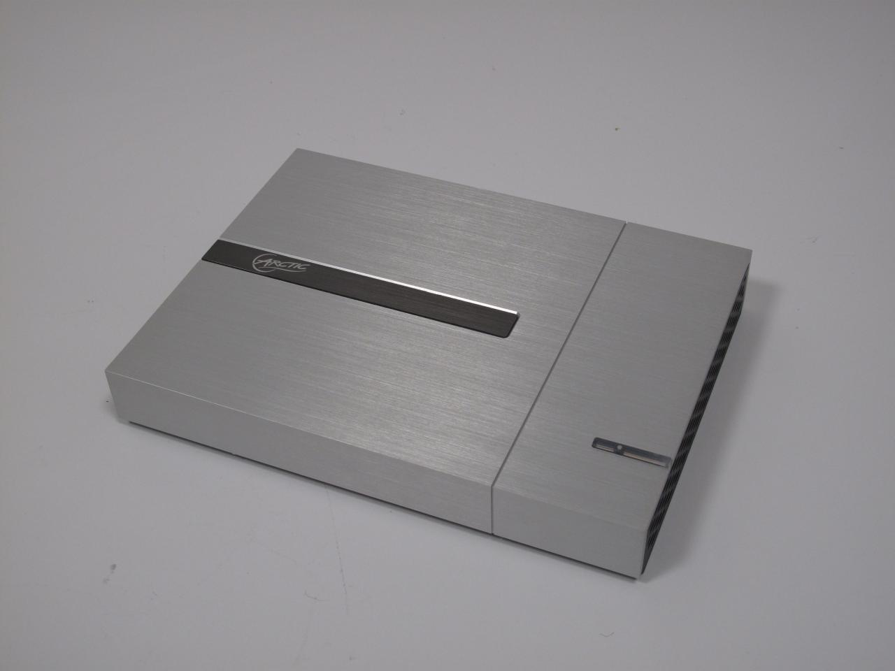 [19/07/2012] Arctic MC101 - Schicker Trinity-HTPC vom Kühlerspezialisten (2)