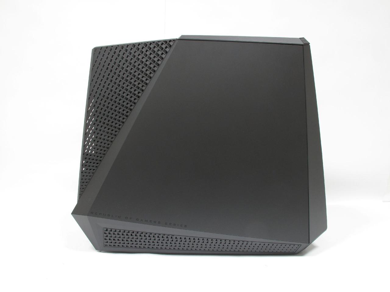 [26/07/2012] Asus ROG Tytan CG8580: H2O-gekühlter High-End-PC im Testlabor (10)