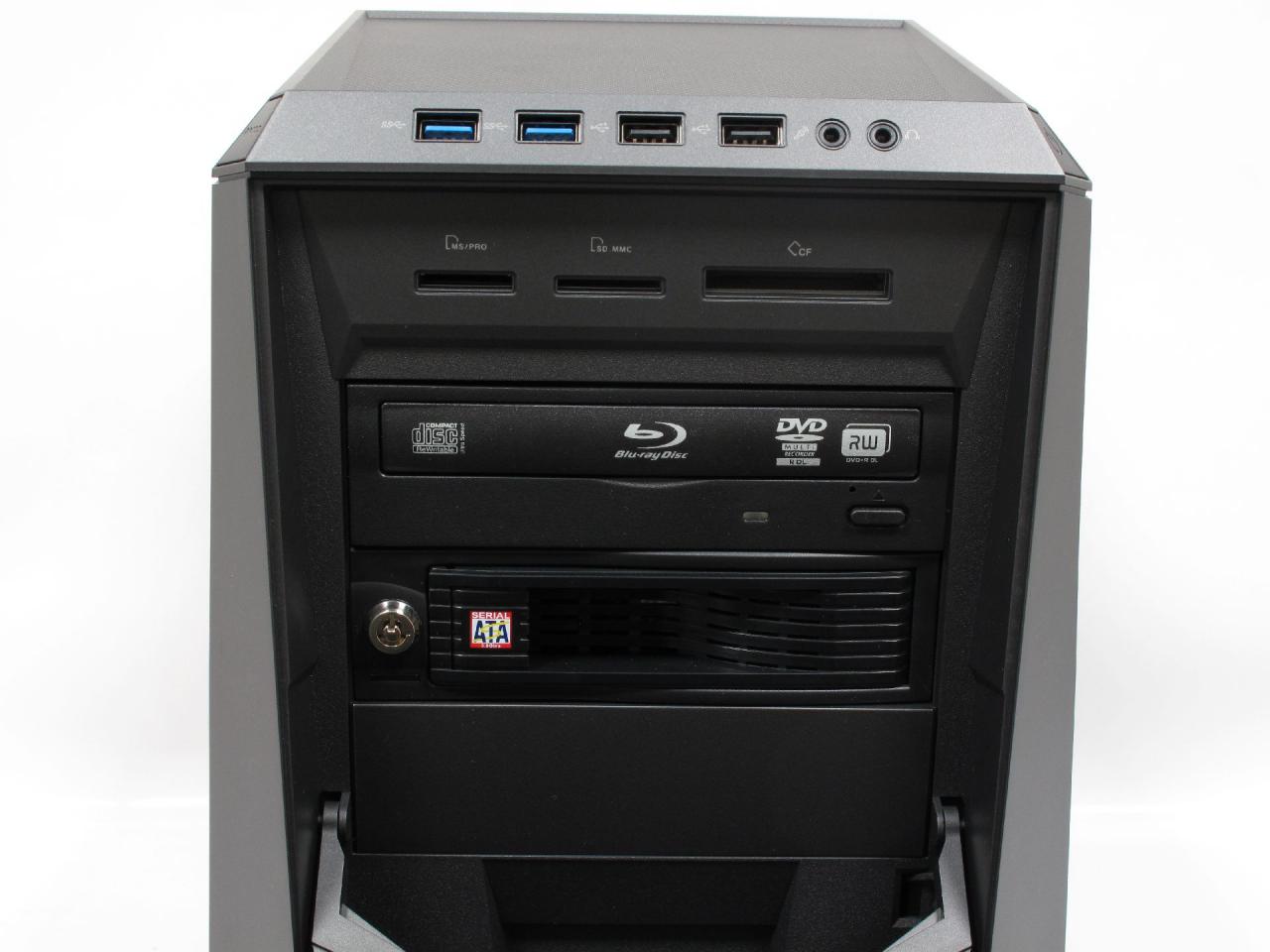 [26/07/2012] Asus ROG Tytan CG8580: H2O-gekühlter High-End-PC im Testlabor (14)