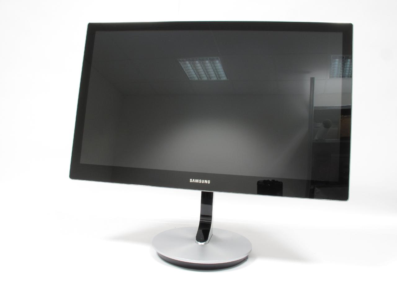 [30/07/2012] Samsung SyncMaster S27B970D (2)