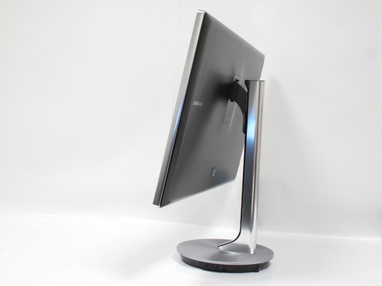 [30/07/2012] Samsung SyncMaster S27B970D (4)