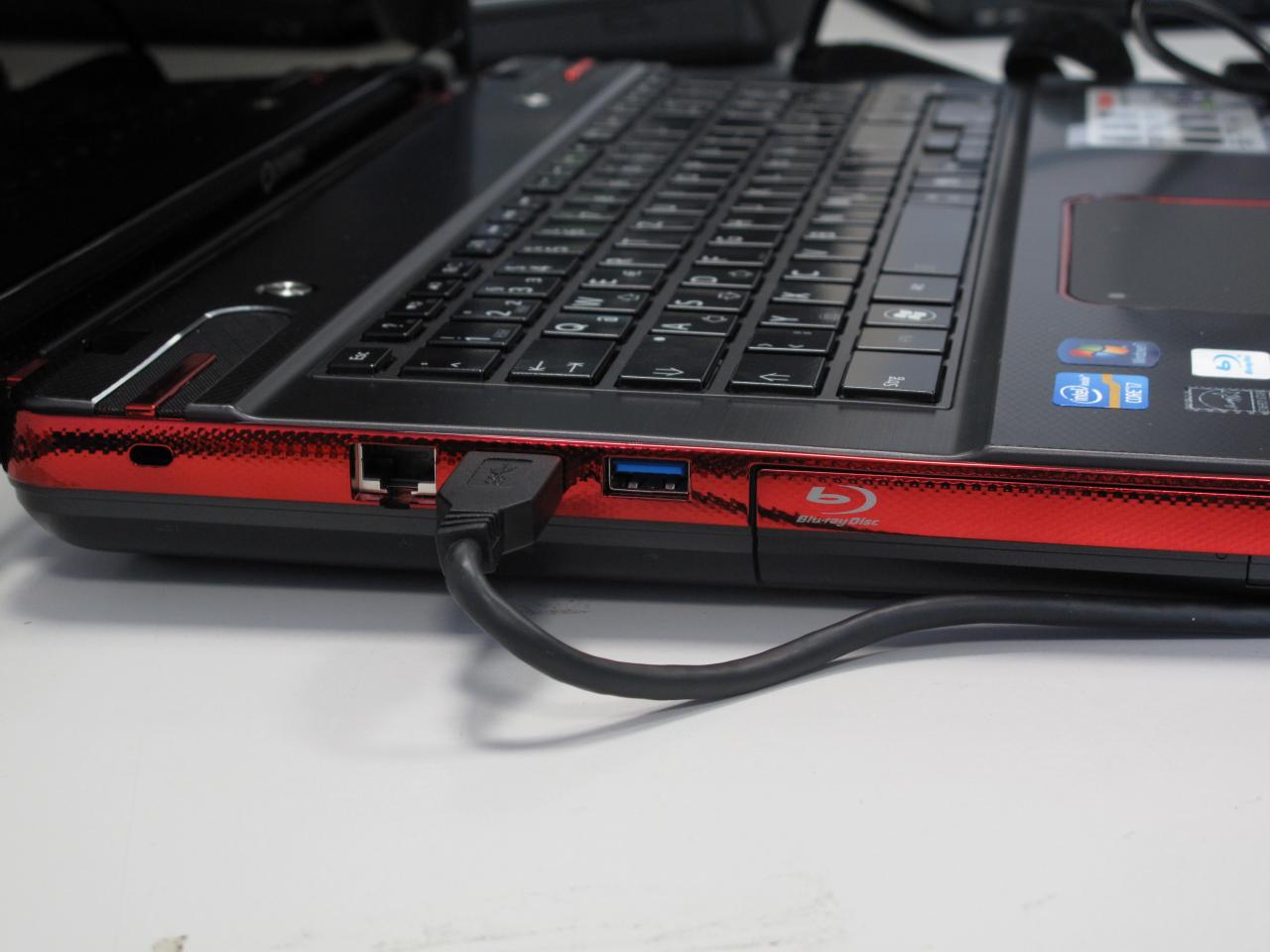 [17/07/2012] Toshiba Qosmio X870-119 (5)