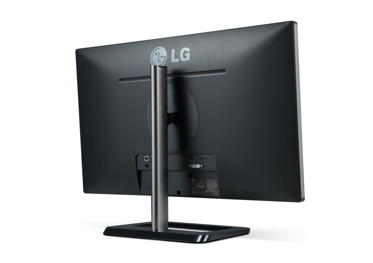[29/08/2012] LG EA83 (1)