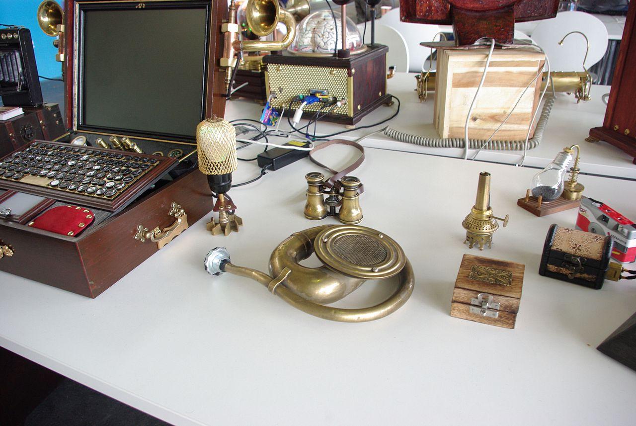 [27/08/2012] Steampunk-Mods, PCs in Fliegen-Optik und im Schreibttisch - Casemodding auf der Campus Party Berlin (13)