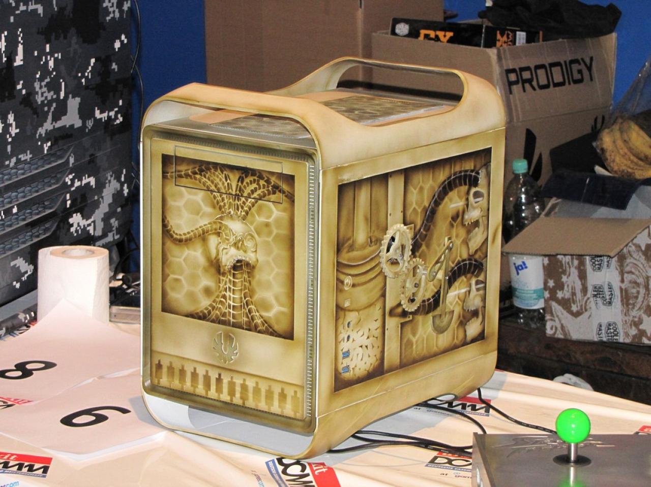 [18/08/2012] Deutsche Casemod Meisterschaft auf der Gamescom in Köln - Unglaubliche Kreationen (14)