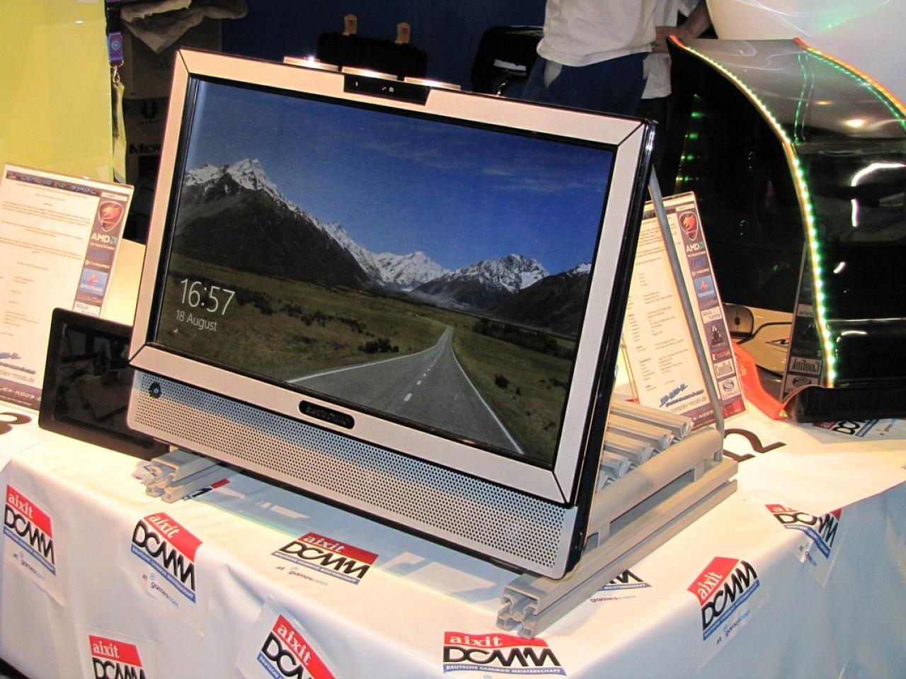 [18/08/2012] Deutsche Casemod Meisterschaft auf der Gamescom in Köln - Unglaubliche Kreationen (32)