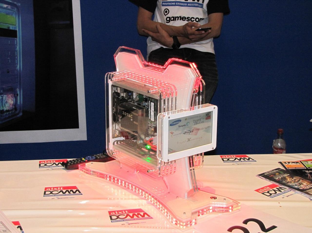 [18/08/2012] Deutsche Casemod Meisterschaft auf der Gamescom in Köln - Unglaubliche Kreationen (46)