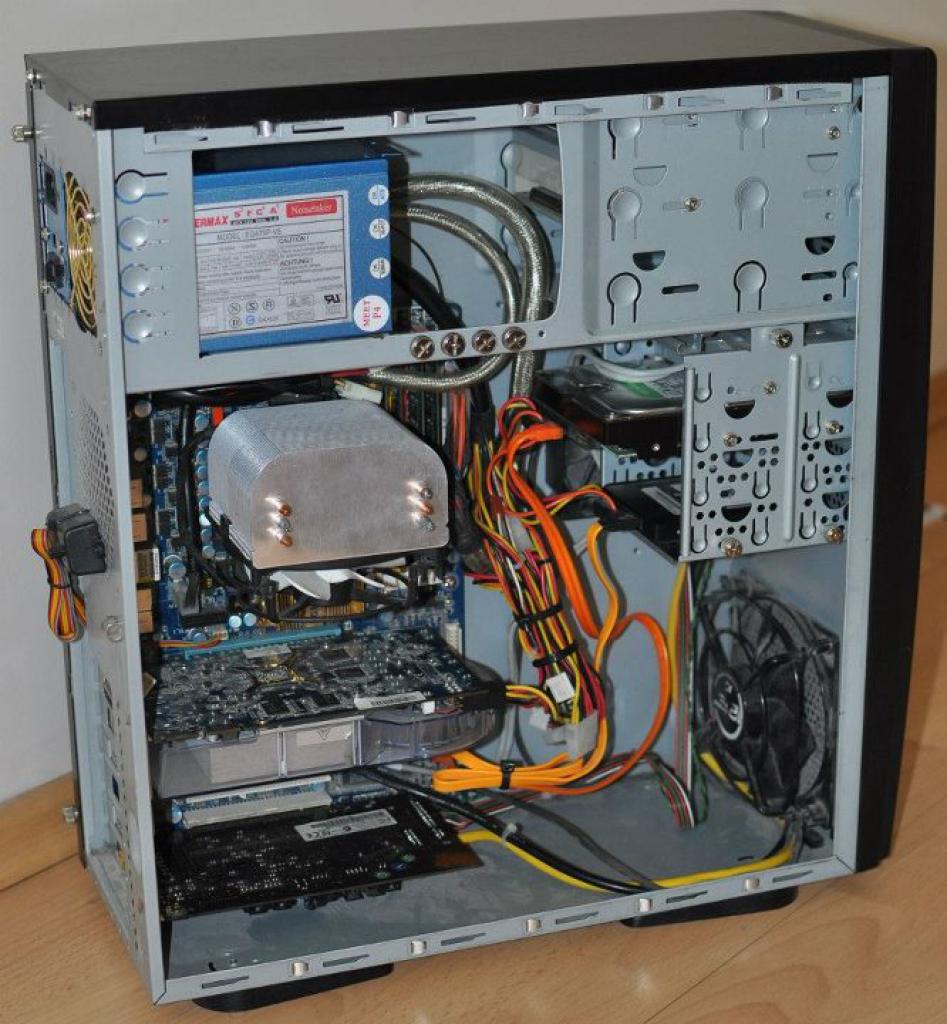 [09/08/2012] Enermax startet Langläufer-Wettbewerb für Netzteile - 22 Preise zu gewinnen (5)