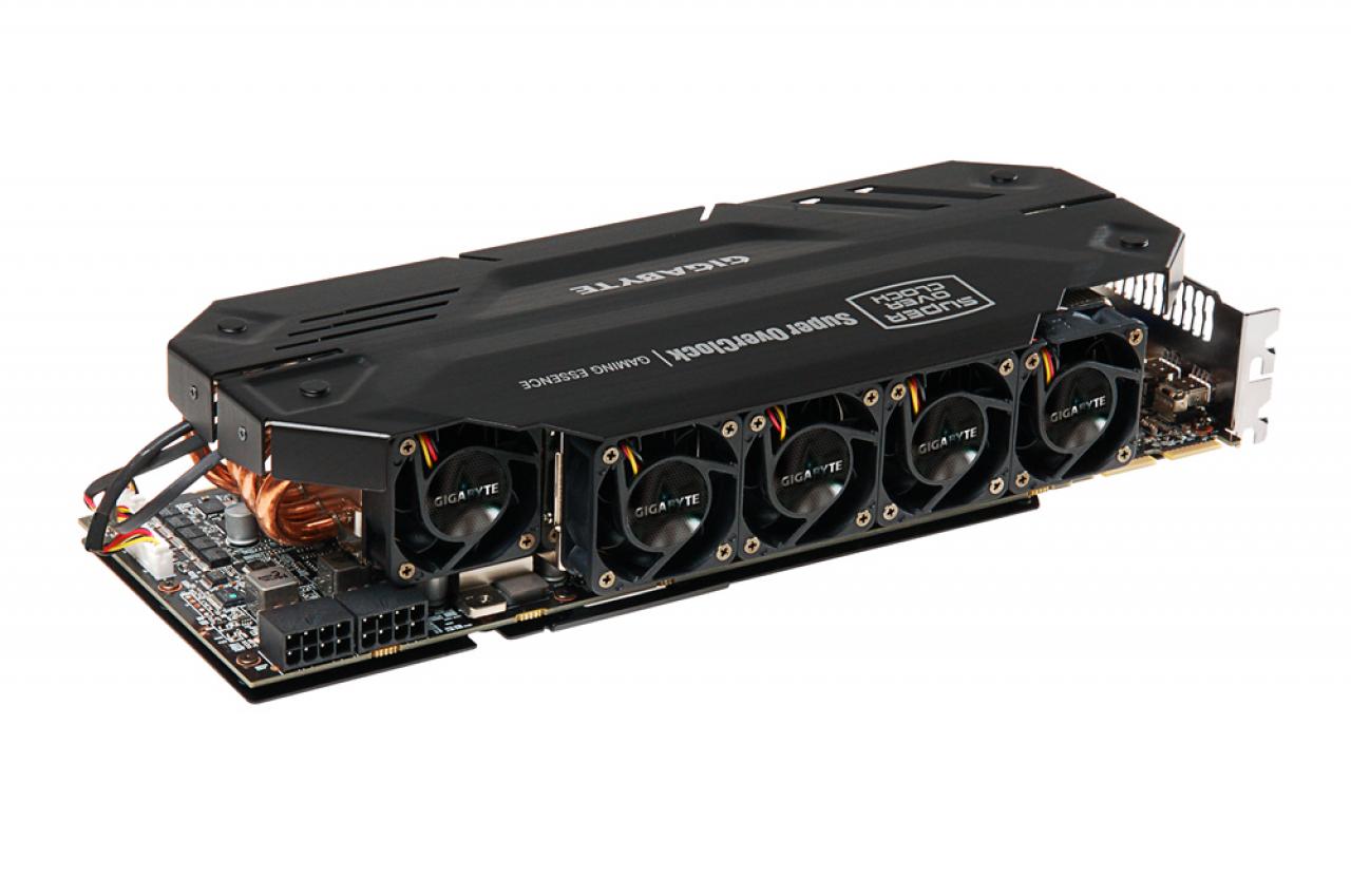 [02/08/2012] GV-R797SO-3GD: Gigabyte schickt die Radeon HD 7970 Super Overclock mit Windforce-5X-Kühler in den Handel (2)