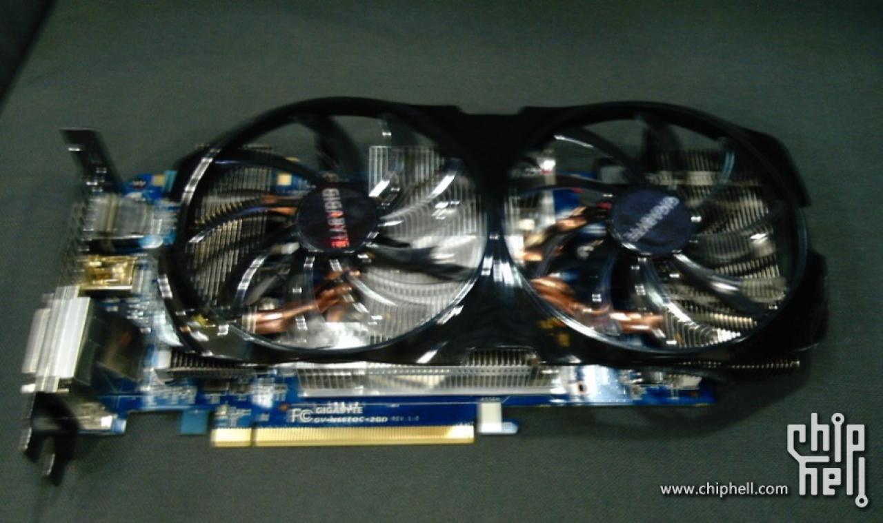 [13/08/2012] Gigabyte Windforce GTX 660 Ti (1)