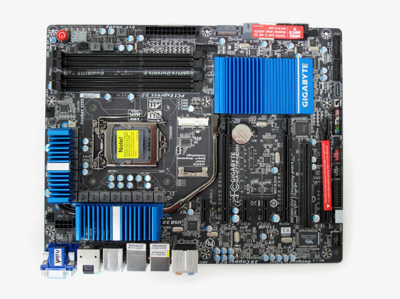 [28/08/2012] Gigabyte Z77X UD5H WB WIFI 01