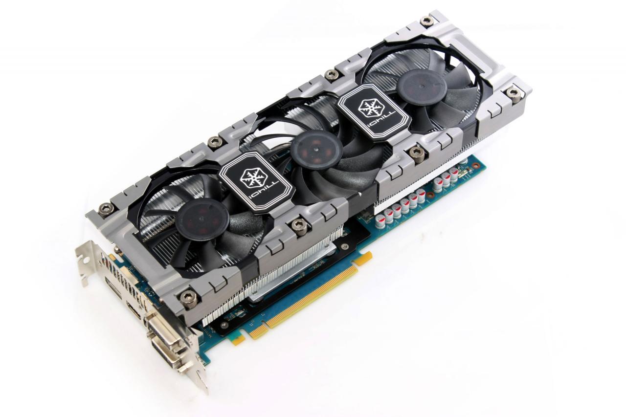 [14/08/2012] Geforce GTX 660 Ti von Inno3D mit 3 GiByte GDDR5-Speicher und dem PCB einer GTX 680 (2)