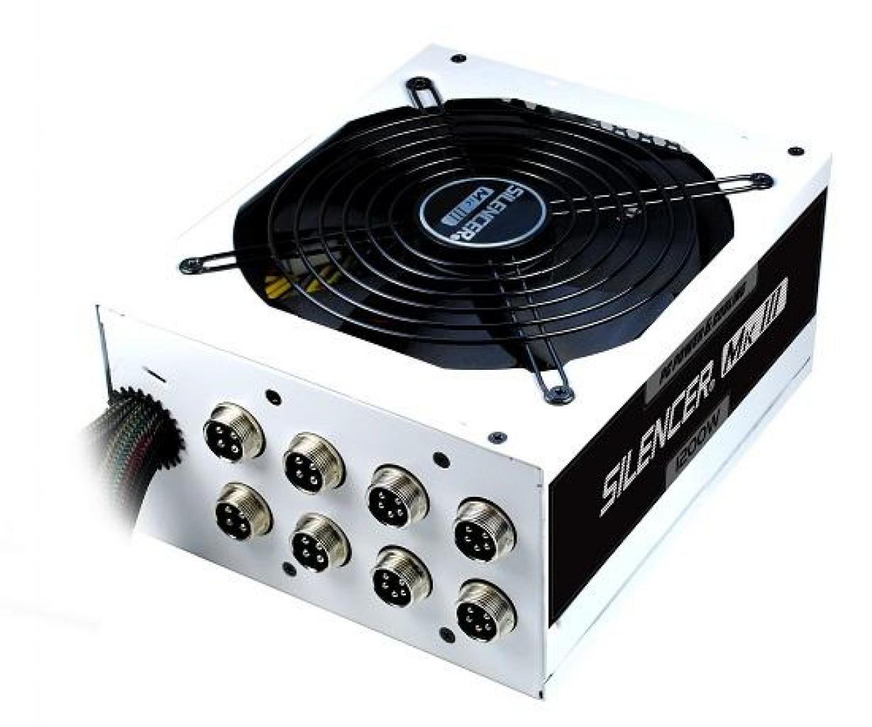 [22/08/2012] OCZ bringt neues Silencer-MK-3-Netzteil mit 1.200 Watt
