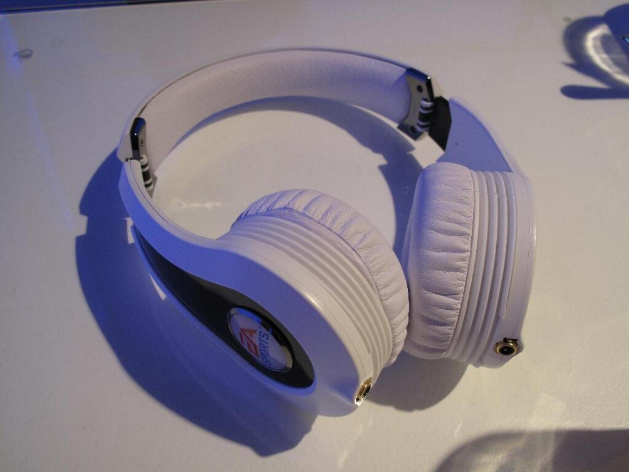 [16/08/2012] Prototyp eines High-End-Headsets von Monster im Hands-on-Test (1)