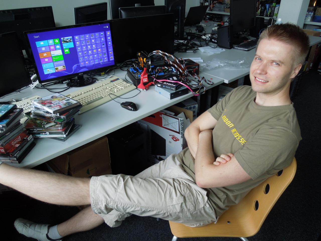 [24/08/2012] Wer 52 Spiele mit Windows 8 testet, der darf auch gerne mal die Füße hochlegen. Soweit ist das ja in Ordnung oder kam nach dem Arbeiten nicht noch das Aufräumen, junger Padawan, äh Praktikant Markus?