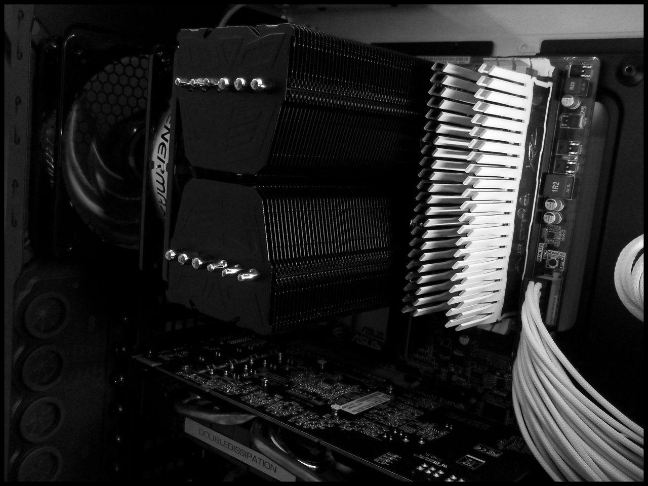 [31/08/2012] Update vom 31.08.: Finale Bilder des kontrastreichen PCs (2)