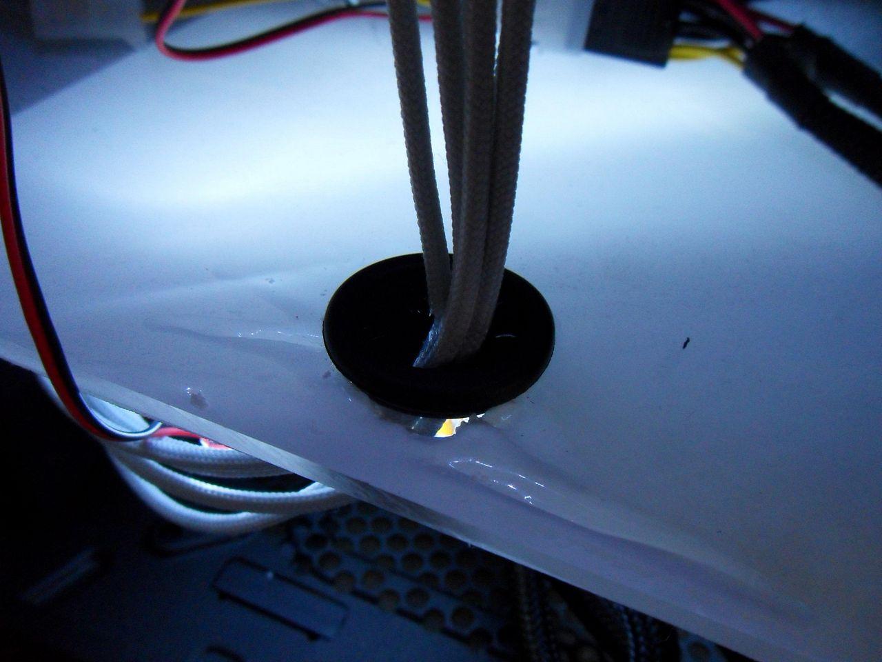 [31/08/2012] Update vom 31.08.: Finale Bilder des kontrastreichen PCs (13)