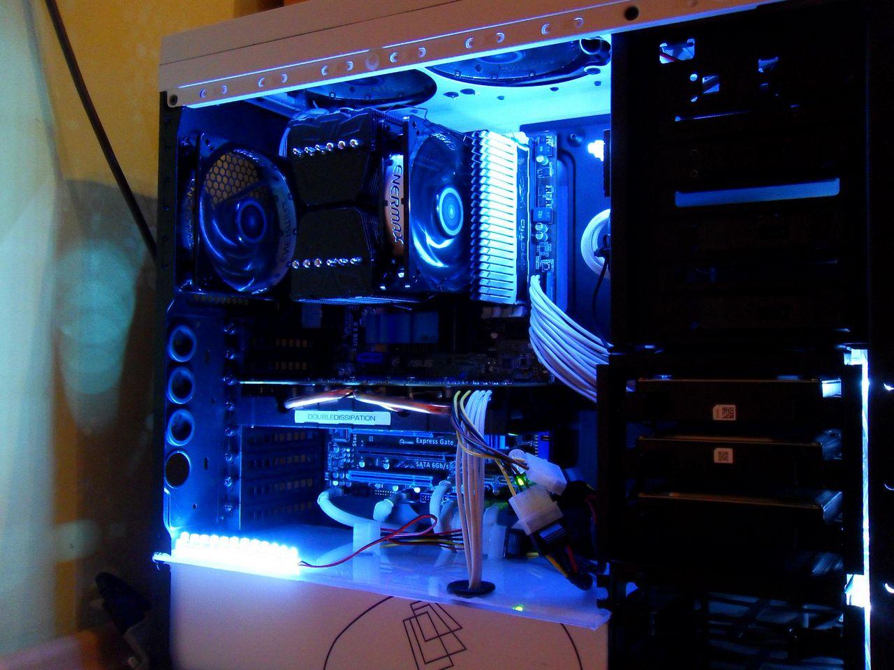 [31/08/2012] Update vom 31.08.: Finale Bilder des kontrastreichen PCs (15)