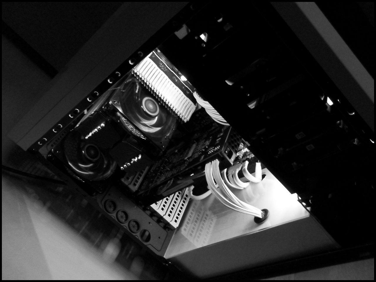 [31/08/2012] Update vom 31.08.: Finale Bilder des kontrastreichen PCs (36)
