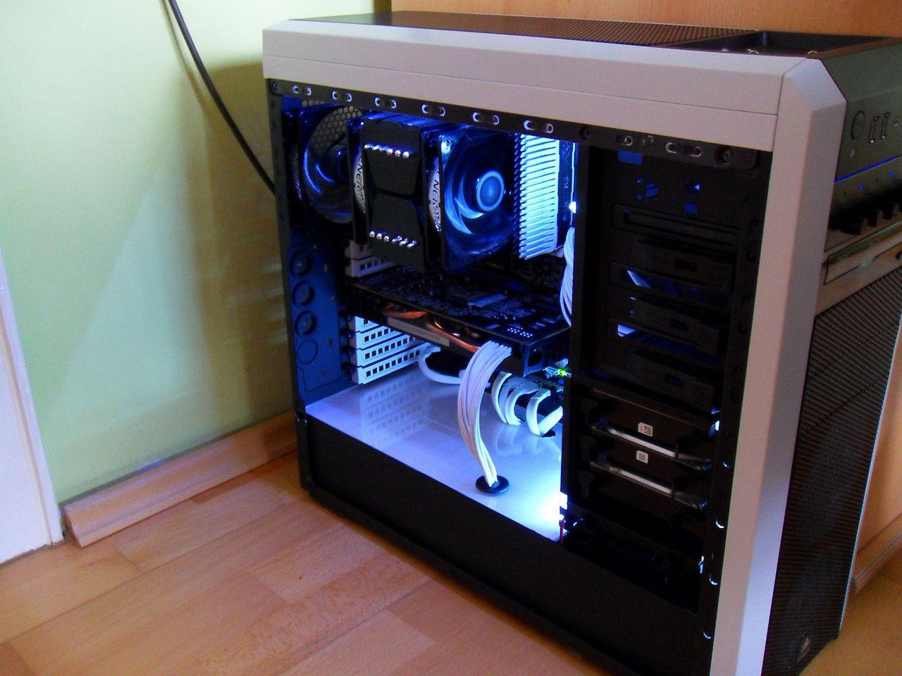 [31/08/2012] Update vom 31.08.: Finale Bilder des kontrastreichen PCs (45)