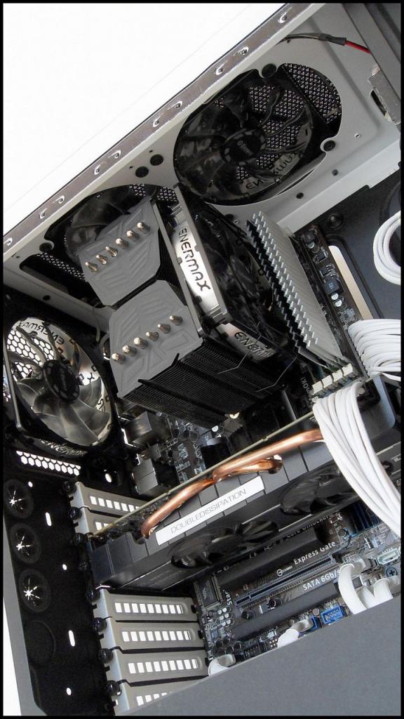 [31/08/2012] Update vom 31.08.: Finale Bilder des kontrastreichen PCs (55)