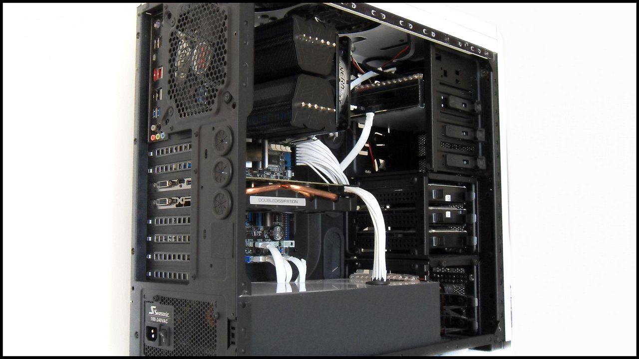 [31/08/2012] Update vom 31.08.: Finale Bilder des kontrastreichen PCs (56)