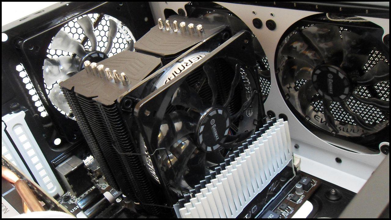 [31/08/2012] Update vom 31.08.: Finale Bilder des kontrastreichen PCs (57)