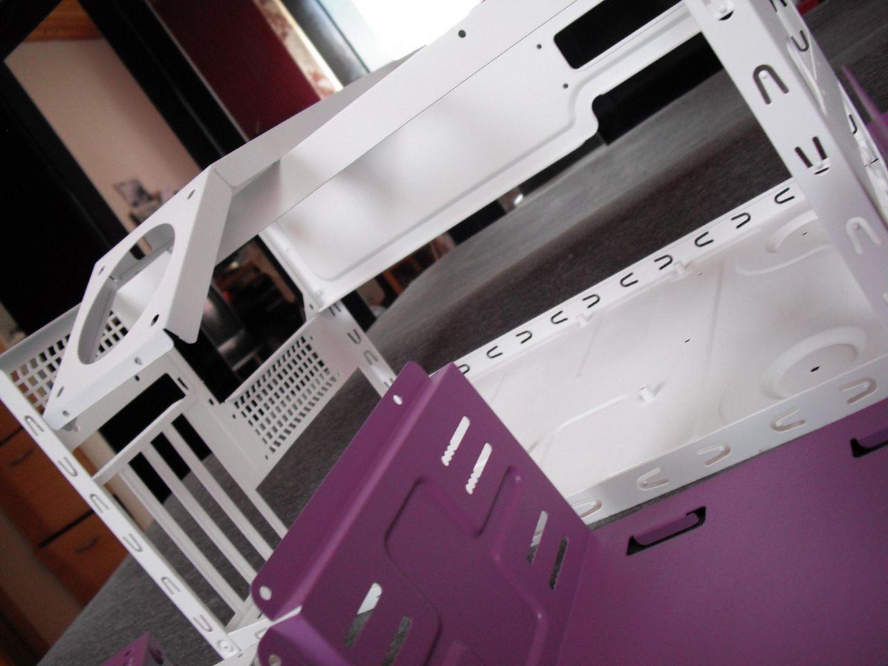 [30/08/2012] Update vom 30.08.: mehr weiß-violette Hardware (3)