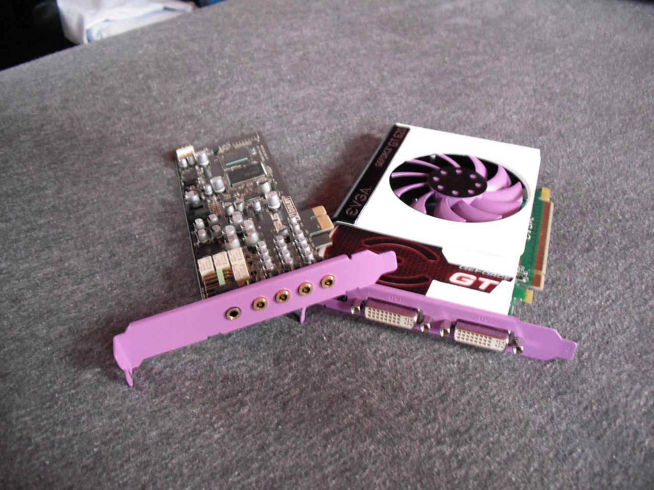 [30/08/2012] Update vom 30.08.: mehr weiß-violette Hardware (4)