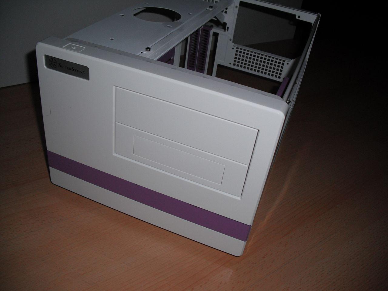 [30/08/2012] Update vom 30.08.: mehr weiß-violette Hardware (14)