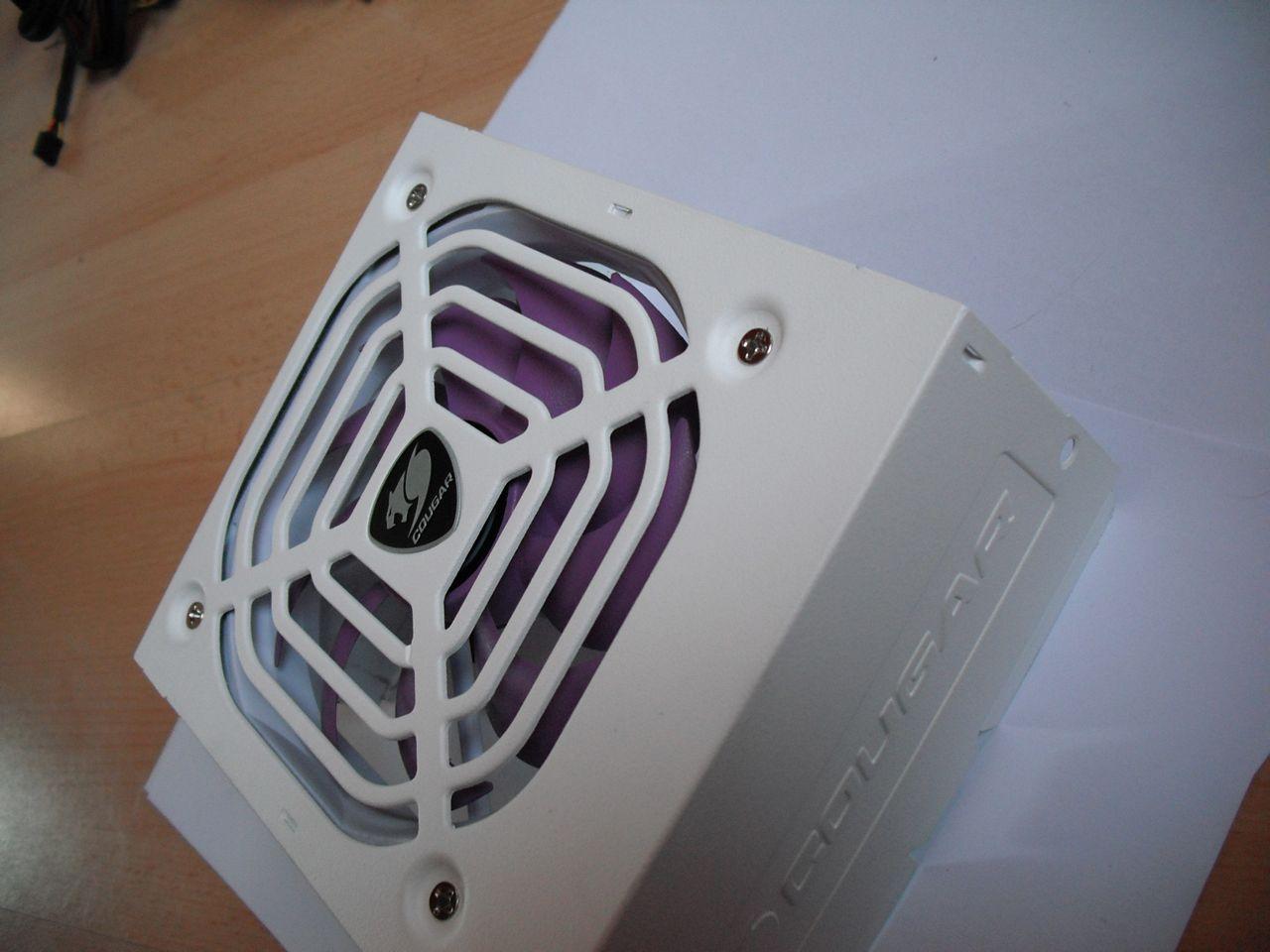 [30/08/2012] Update vom 30.08.: mehr weiß-violette Hardware (19)