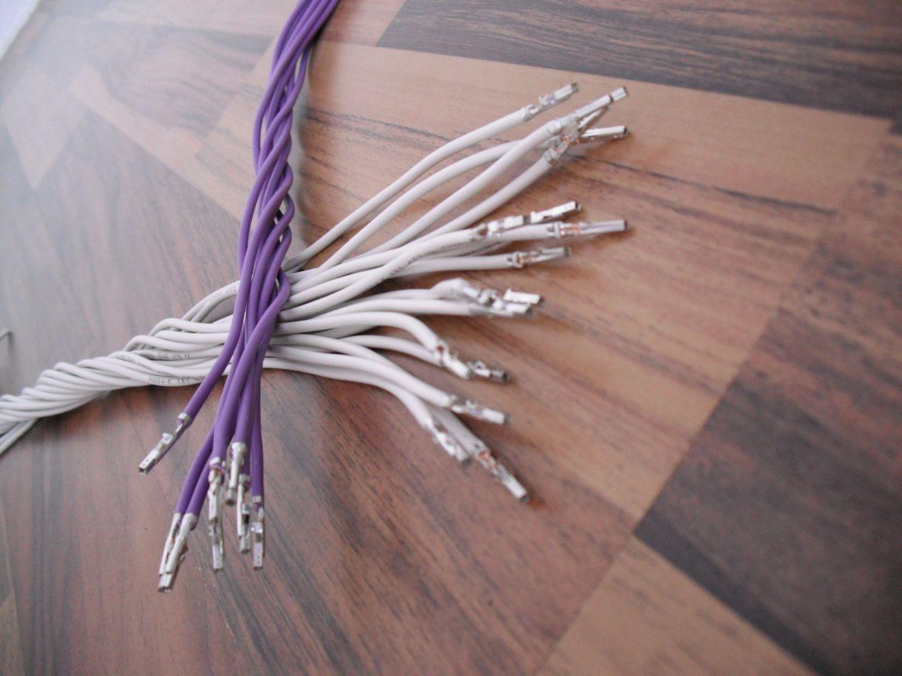 [30/08/2012] Update vom 30.08.: mehr weiß-violette Hardware (23)