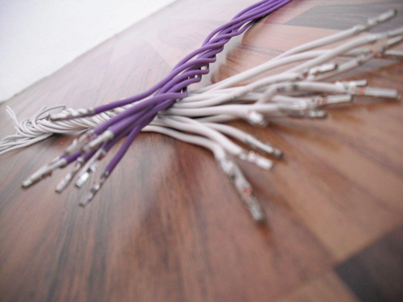 [30/08/2012] Update vom 30.08.: mehr weiß-violette Hardware (24)
