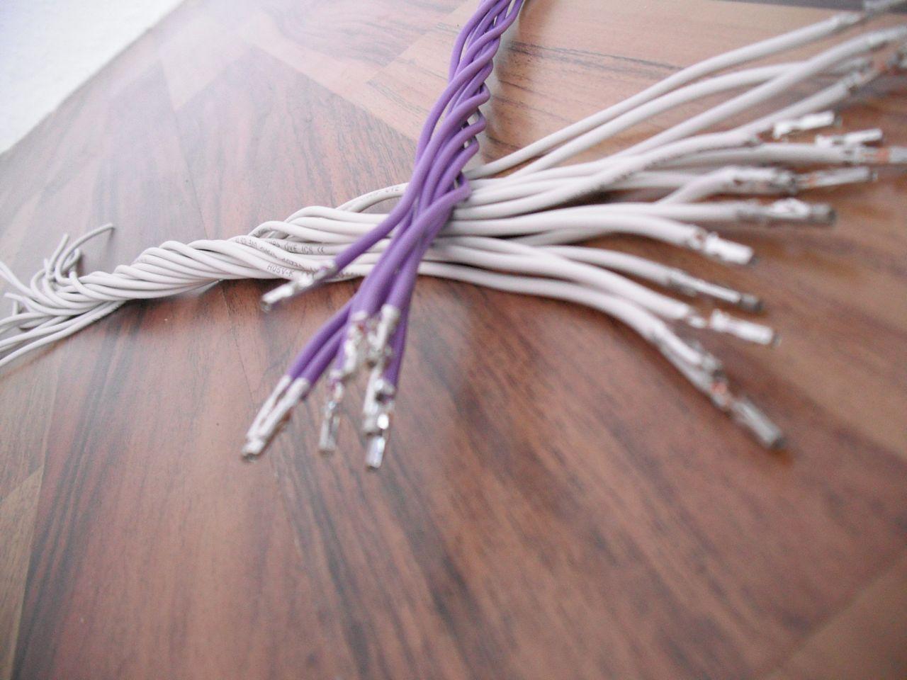 [30/08/2012] Update vom 30.08.: mehr weiß-violette Hardware (25)
